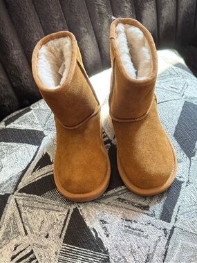 Brand new Koolaburra boots